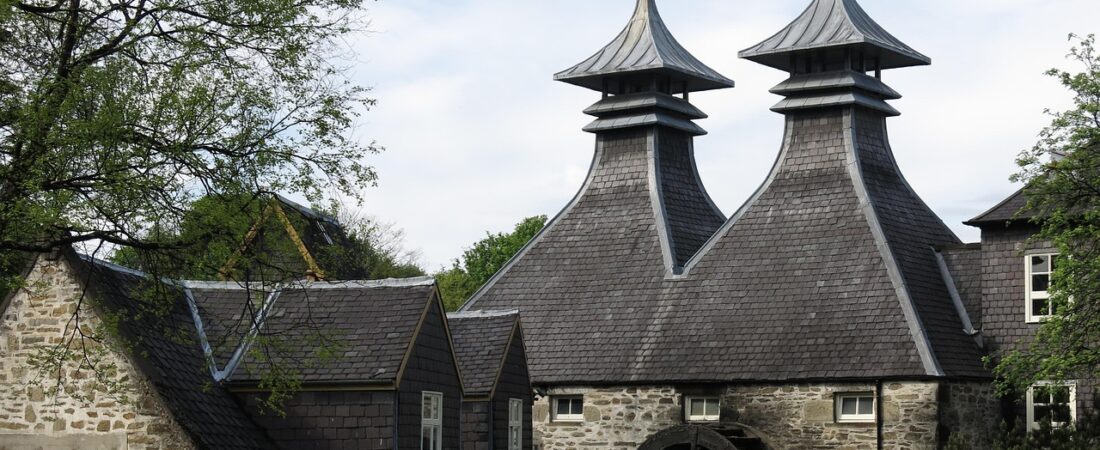 Taste Testing Lark Distillery’s Single Malts: Classic, Peated & Chinotto Citrus Reviewed